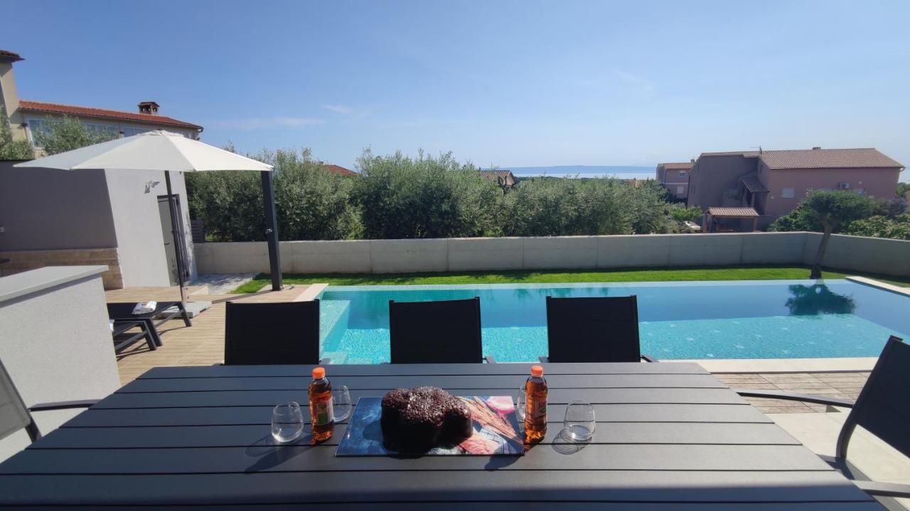 Villa Leola Ližnjan Εξωτερικό φωτογραφία