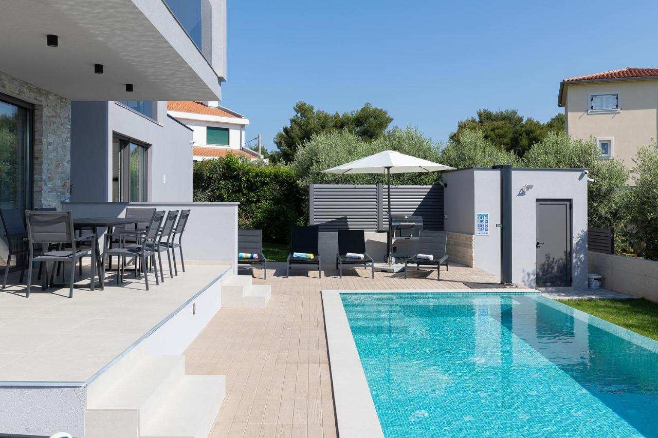 Villa Leola Ližnjan Εξωτερικό φωτογραφία